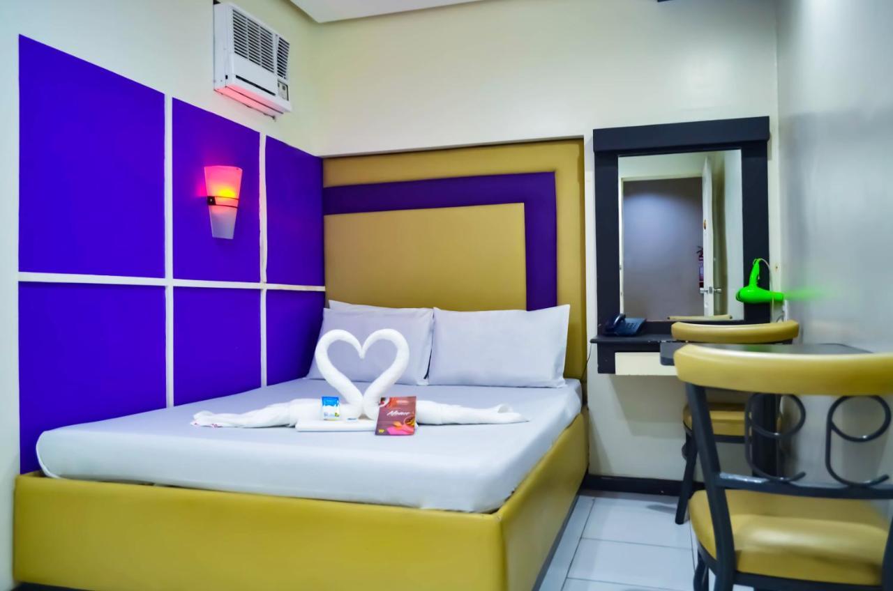 Hotel 99 Cubao Quezon City Exterior foto