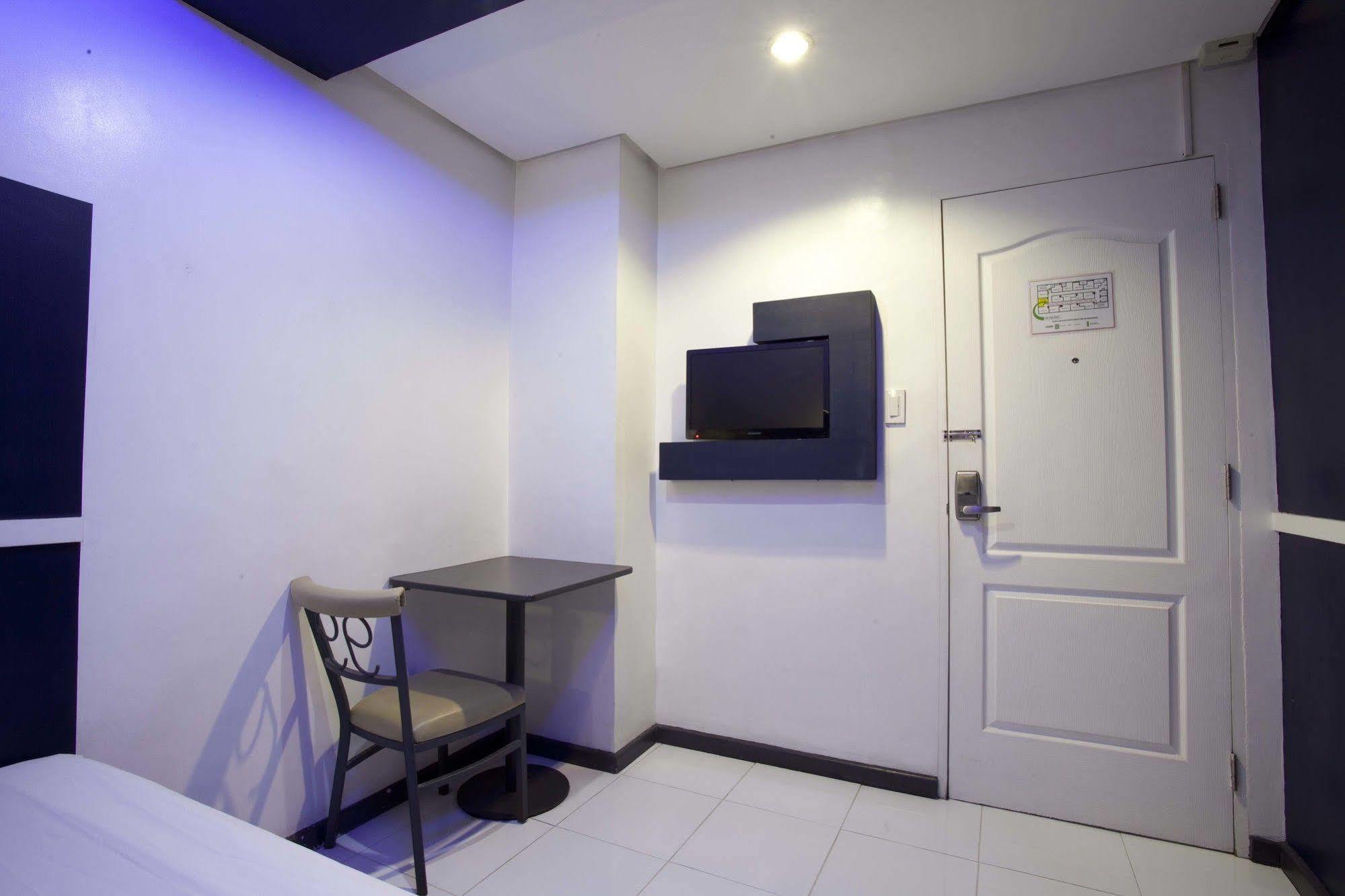 Hotel 99 Cubao Quezon City Exterior foto