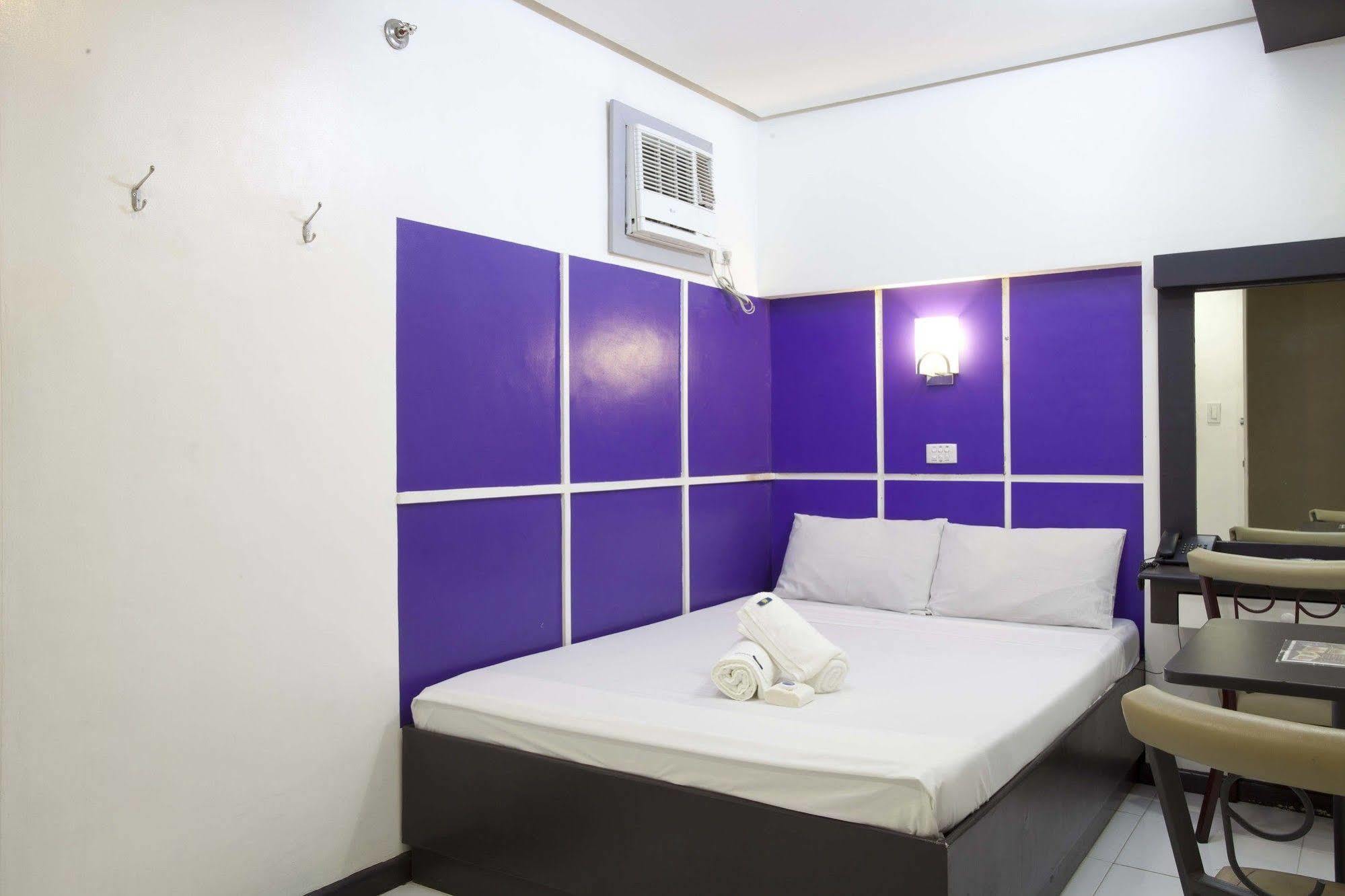 Hotel 99 Cubao Quezon City Exterior foto