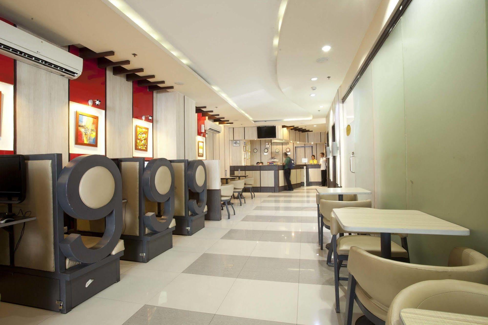 Hotel 99 Cubao Quezon City Exterior foto